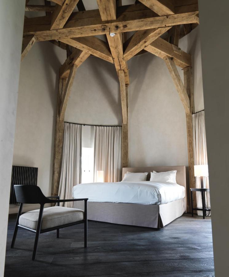 Le Chateau De Mirwart Zewnętrze zdjęcie