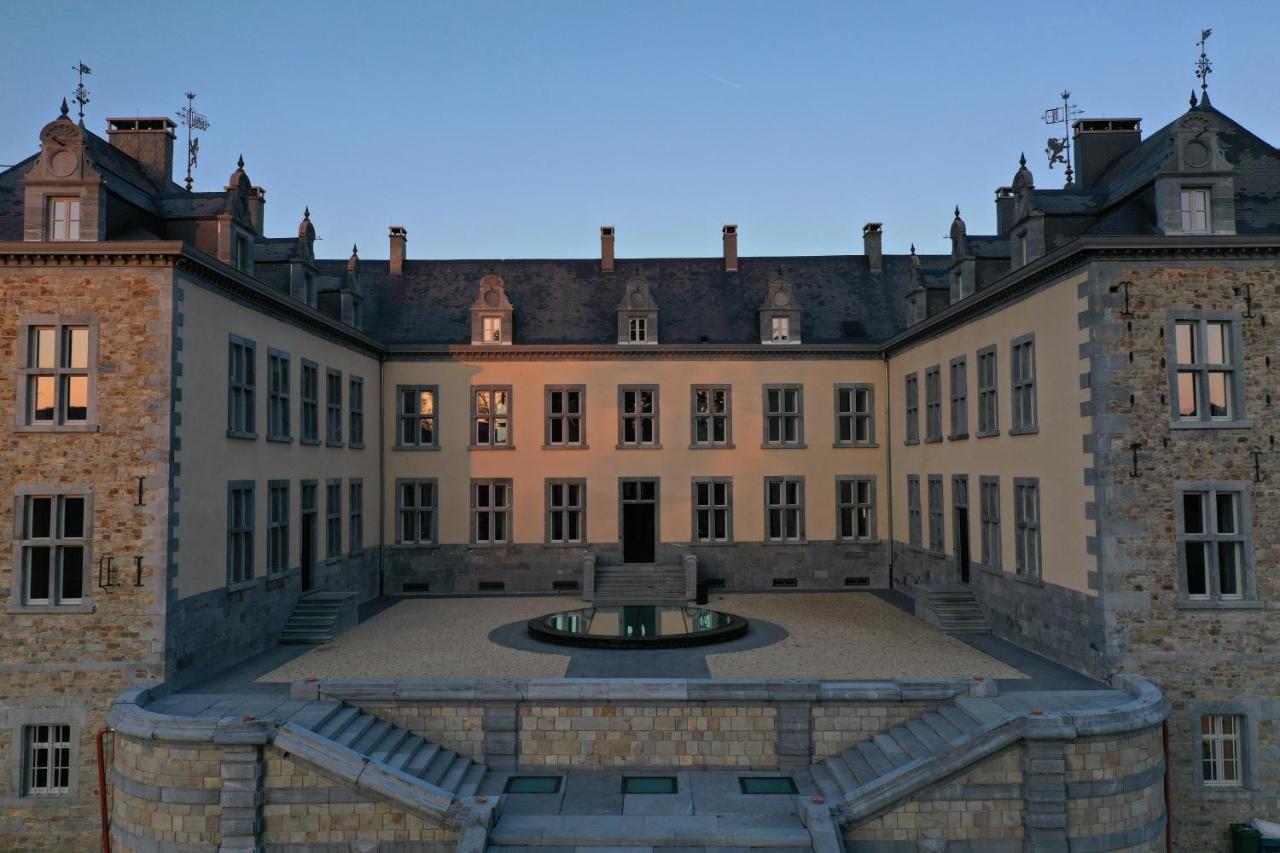 Le Chateau De Mirwart Zewnętrze zdjęcie